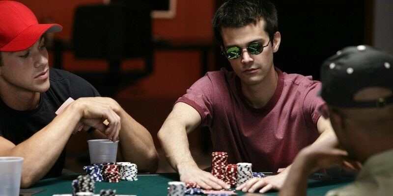 Quản lý bankroll là kinh nghiệm chơi Stud Poker khá quan trọng